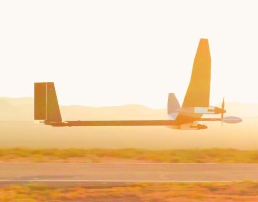 Ce drone britannique marque l’histoire de l’aviation : il vient de dépasser les 20 000 mètres d'altitude pendant 24h alors qu’il fonctionne l'énergie solaire