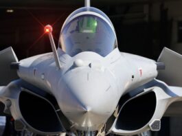 L'armée de l'air français projette sa puissance nucléaire dans ce pays à deux pas de la Russie et marque le début d'une nouvelle ère pour la défense européenne