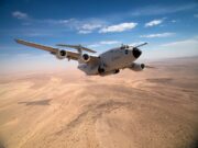 La Côte d’Ivoire sollicite les États-Unis pour contrer la menace jihadiste : une coopération stratégique en Afrique de l’Ouest Avion de reconnaissance américain survolant la Côte d'Ivoire